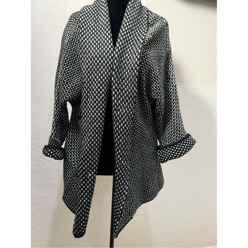 Impressions Black Cream Open Front Waterfall Knit Cardigan Sweater Size S/M